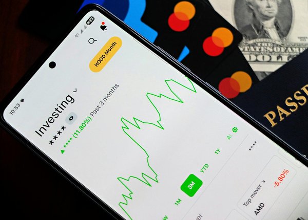 Maximize your wealth: the ultimate guide to property investment in the uk with your self-invested personal pension (sipp)